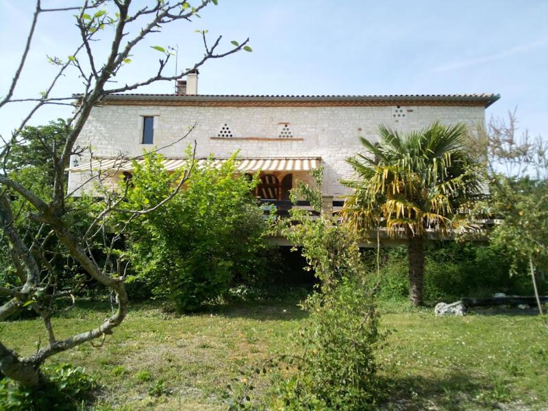 Chambre D'Hotes L'Hermione Bed & Breakfast Villeneuve-sur-Vere Exterior photo